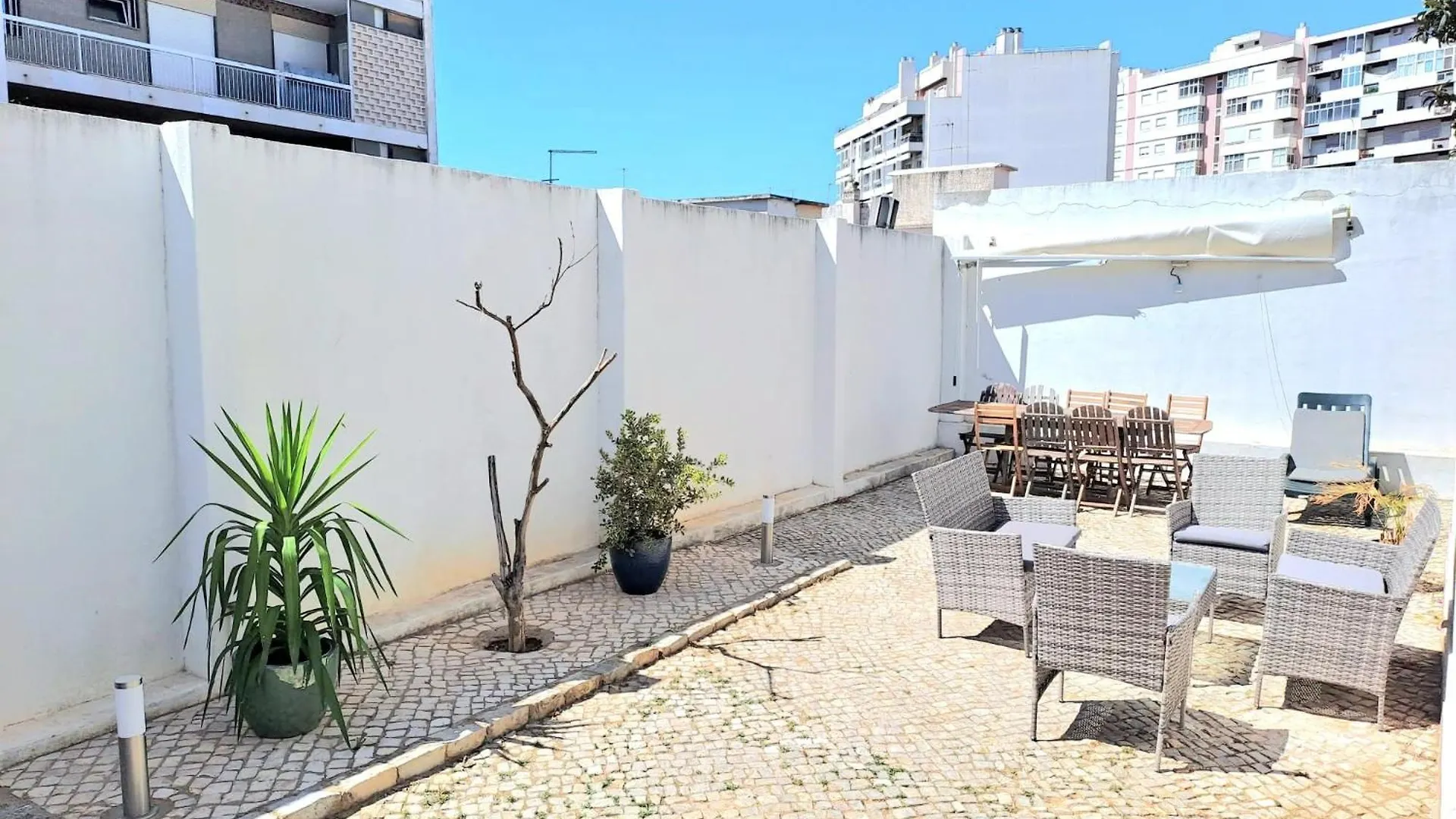 Cinderela House Apartment Faro Homestay